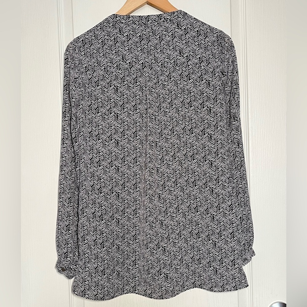 Laundry By Shelli Segal Chevron  Henley Tunic Blouse Classic Office Wear Boho XS - Picture 4 of 16